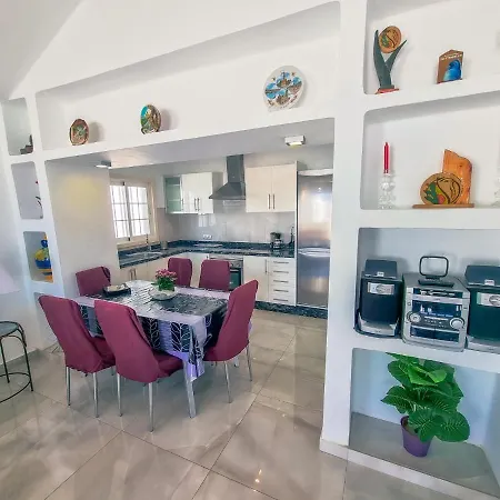 Bungalow Bellavista 13 - 3 Bed/2 Bath - 1 Toilet - Communal Pool - Wifi - * Пуэрто дель Кармен